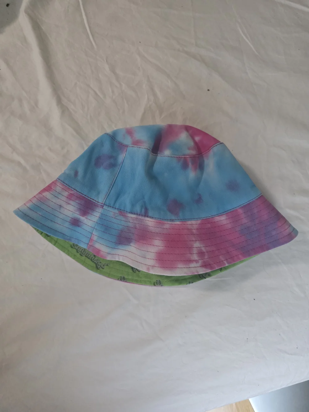 Reversible 
